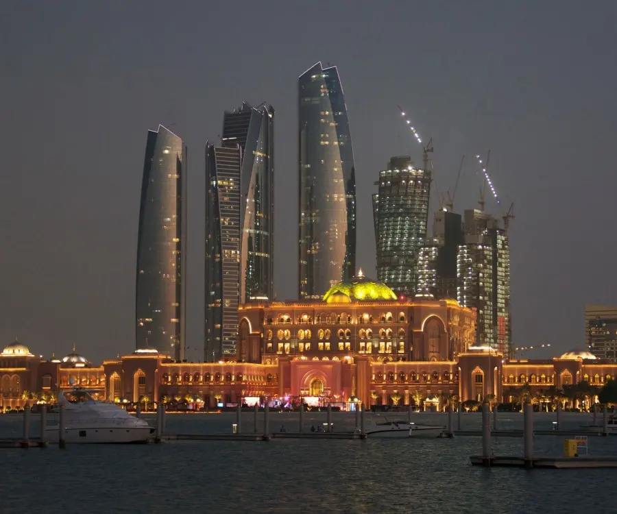 starlit-abu-dhabi-premier-nigh1736957293